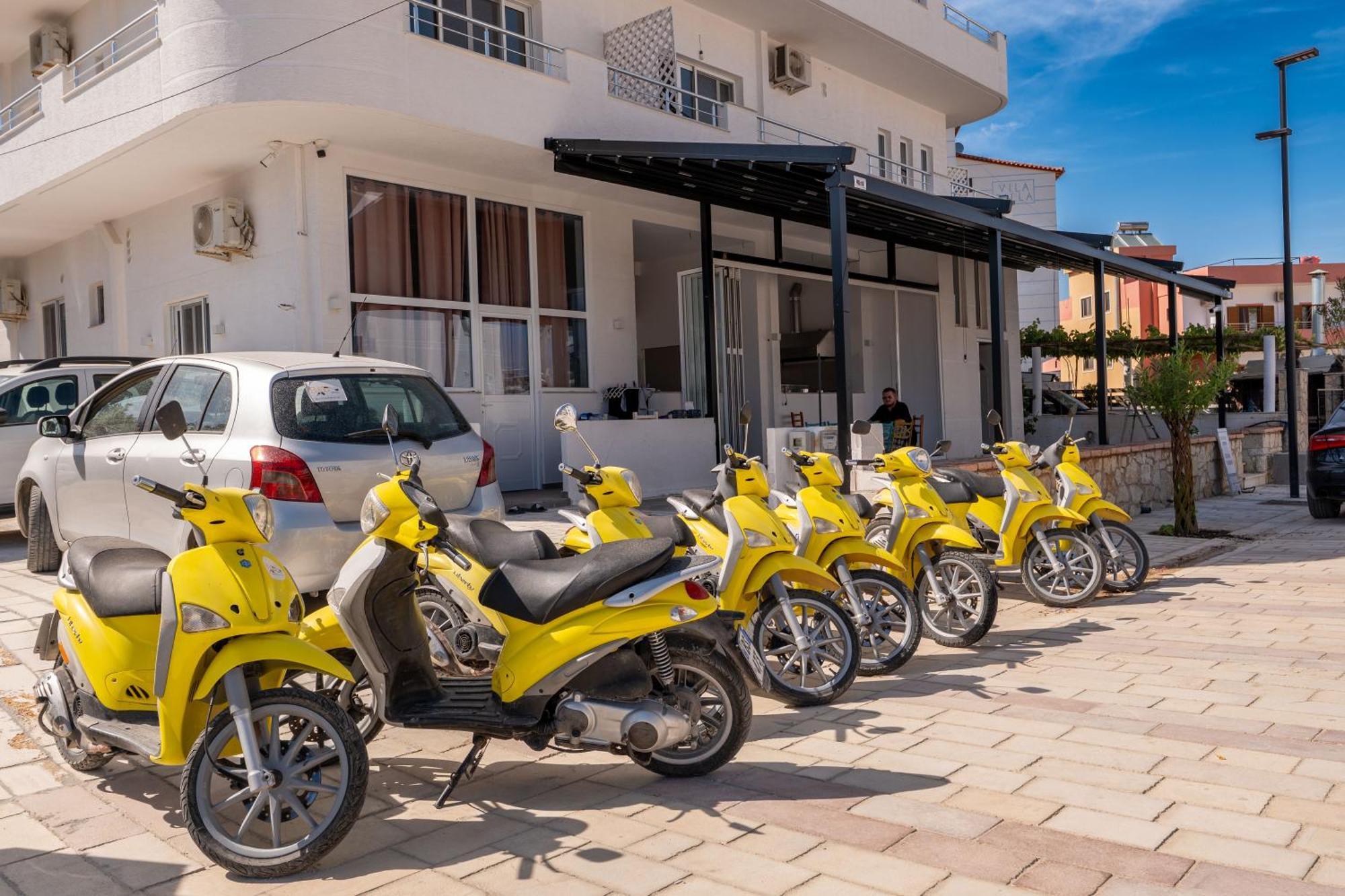 Rest Hour Hotel Ksamil Buitenkant foto